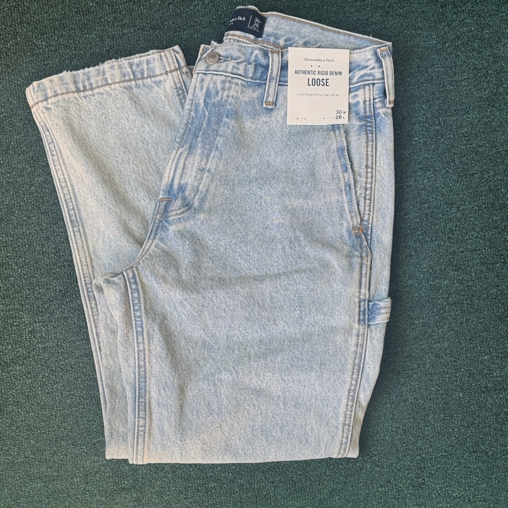 Abercrombie & Fitch Relaxed Fit Jeans - Light Blue Men’s